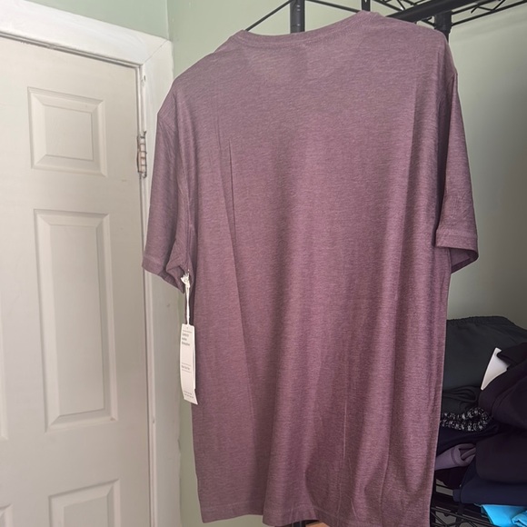 Vuori Mens Strato Tech Tee *NWT M/Elderberry Heather - Picture 5 of 6